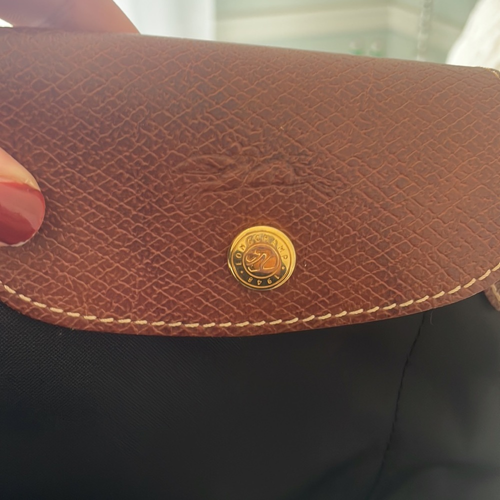 Black and tan longchamp tote - Picture 13 of 15